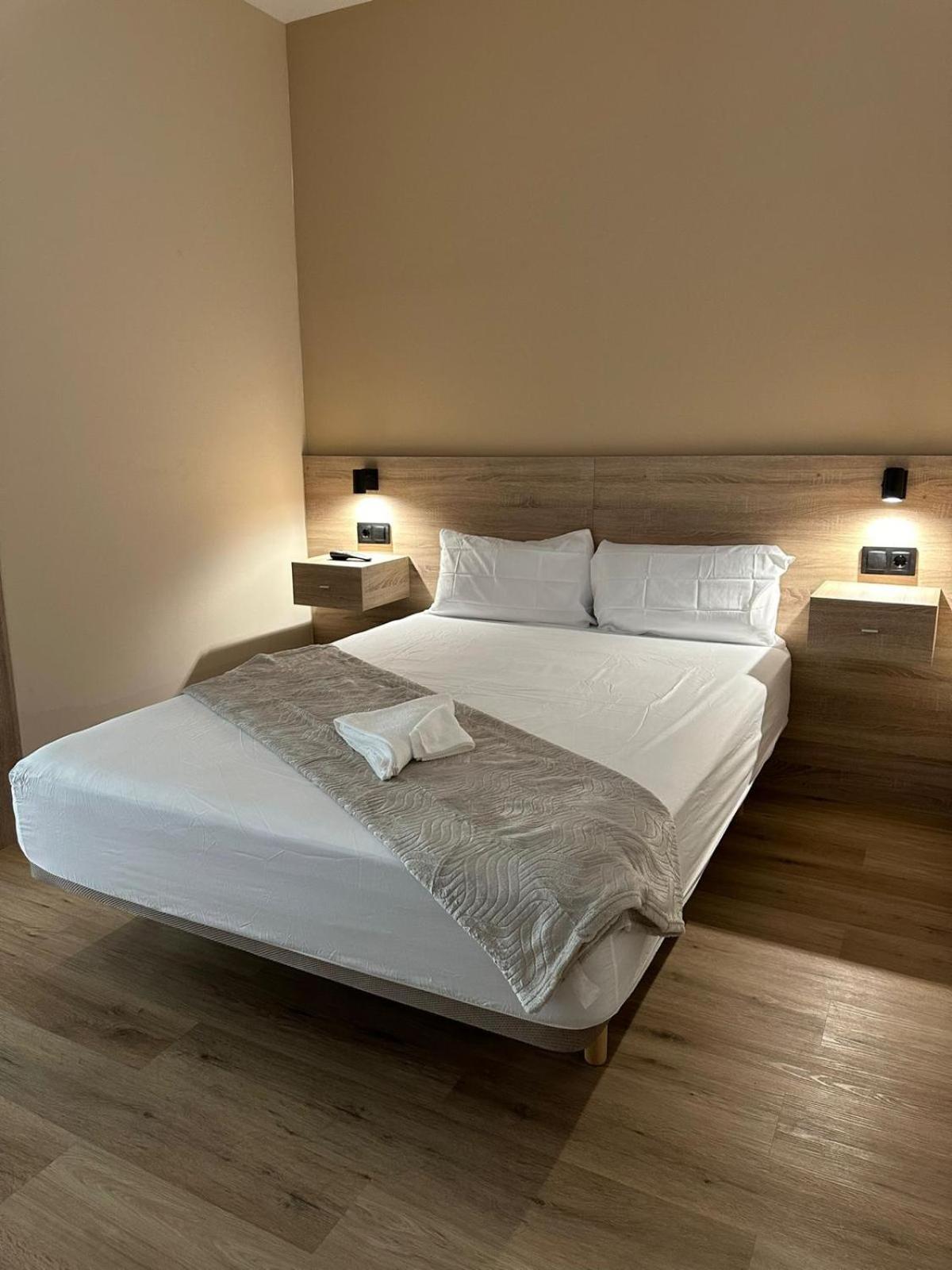 Optimus Comfort Campoamor 101 Valencia Exterior foto